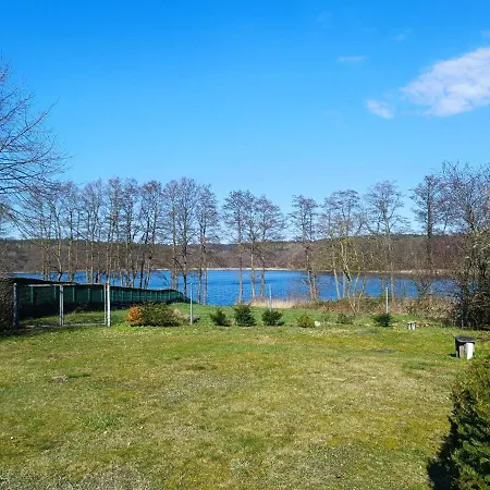 アパート Gastehaus Seezeit Ferienwohnung 3 Neu Sallenthin